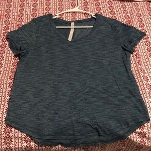 Lululemon “On the Run Tee” size ten